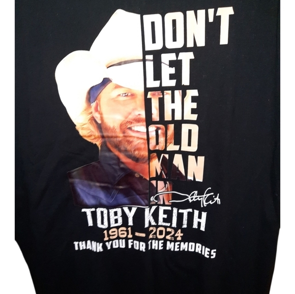 NWOT Toby Keith Black Graphic T-Shirt 1961-2024 Size 2XL - Picture 3 of 8